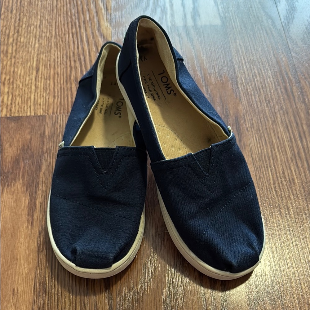 Tom’s Alpargata Kids Shoes size Youth 1 Blue